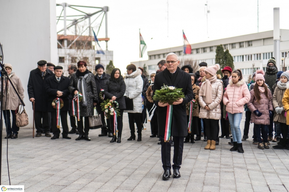 Váci Mihályra emlékeztek - fotó Kohut Árpád