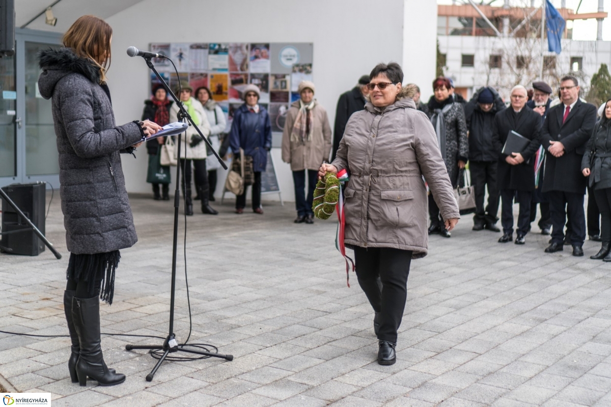 Váci Mihályra emlékeztek - fotó Kohut Árpád
