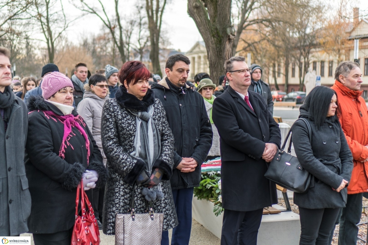 Váci Mihályra emlékeztek - fotó Kohut Árpád