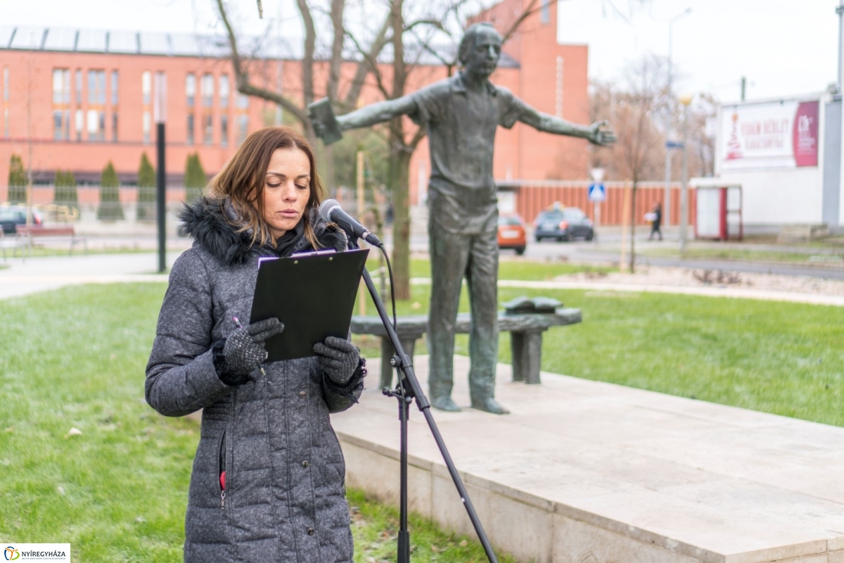 Váci Mihályra emlékeztek - fotó Kohut Árpád