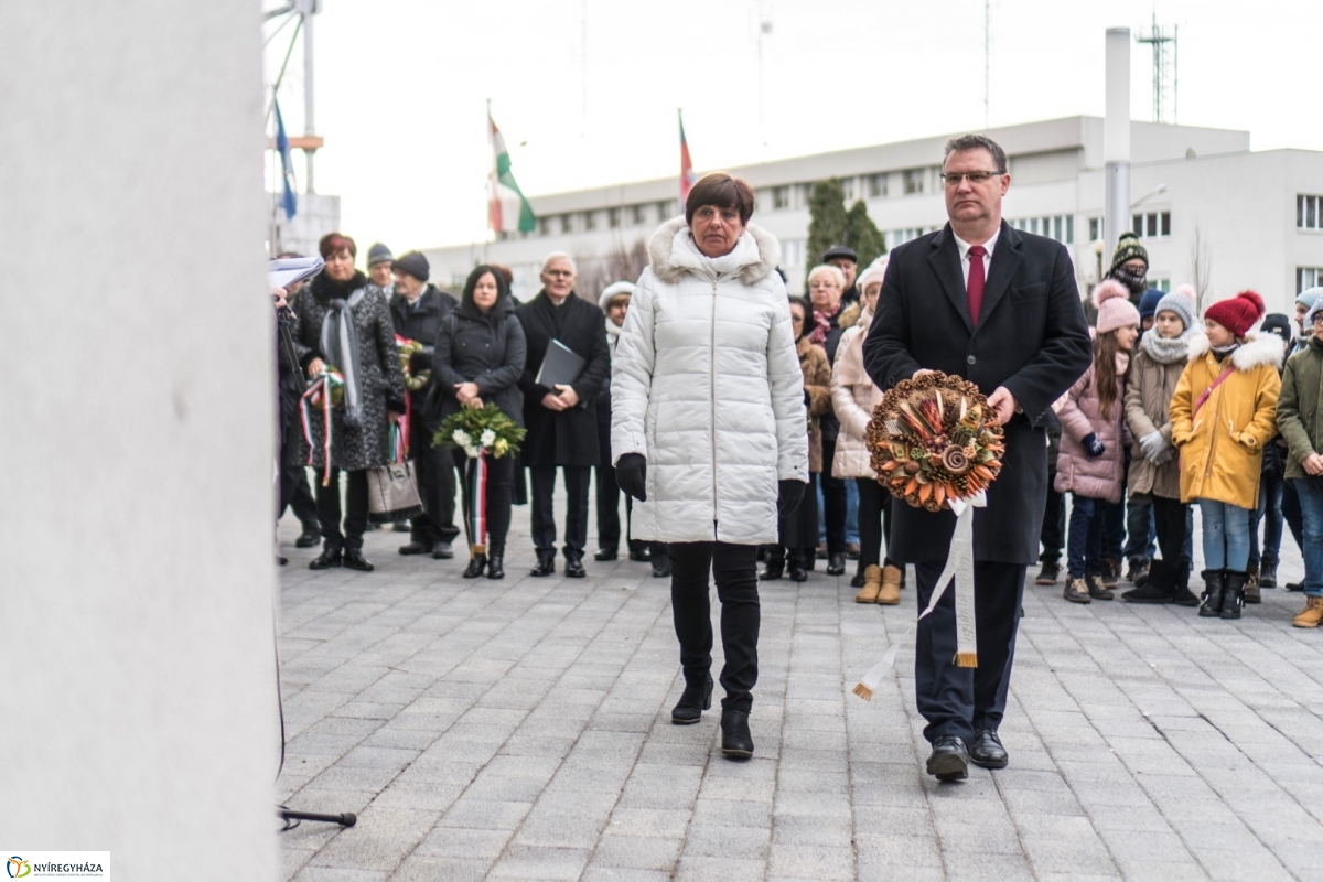 Váci Mihályra emlékeztek - fotó Kohut Árpád