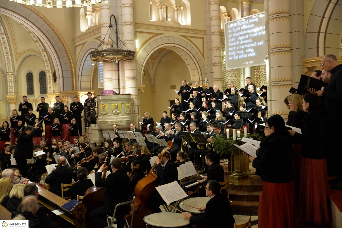 Városi Karácsonyi Koncert - fotó Trifonov Éva