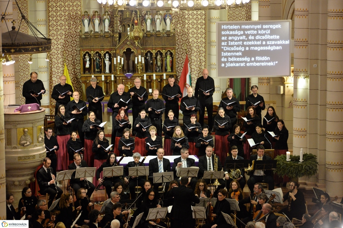 Városi Karácsonyi Koncert - fotó Trifonov Éva