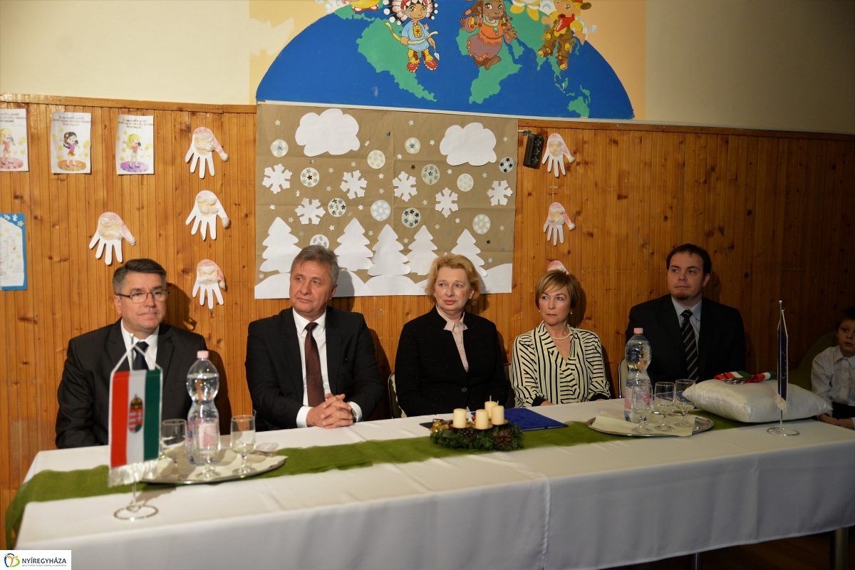 Felújított kollégium Nyírszőlősőn - fotó Trifonov Éva