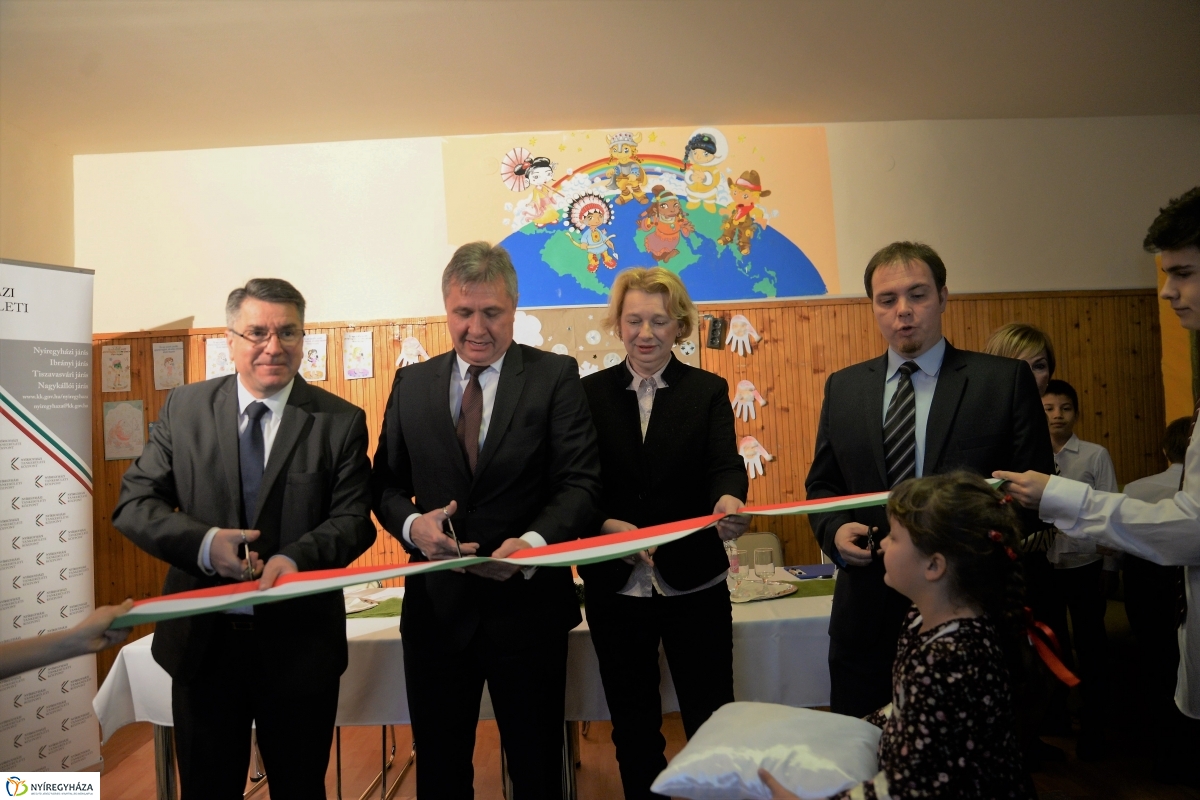 Felújított kollégium Nyírszőlősőn - fotó Trifonov Éva