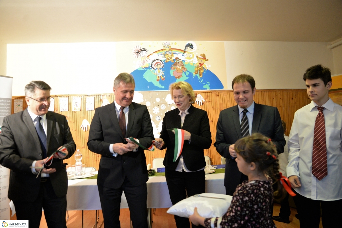 Felújított kollégium Nyírszőlősőn - fotó Trifonov Éva