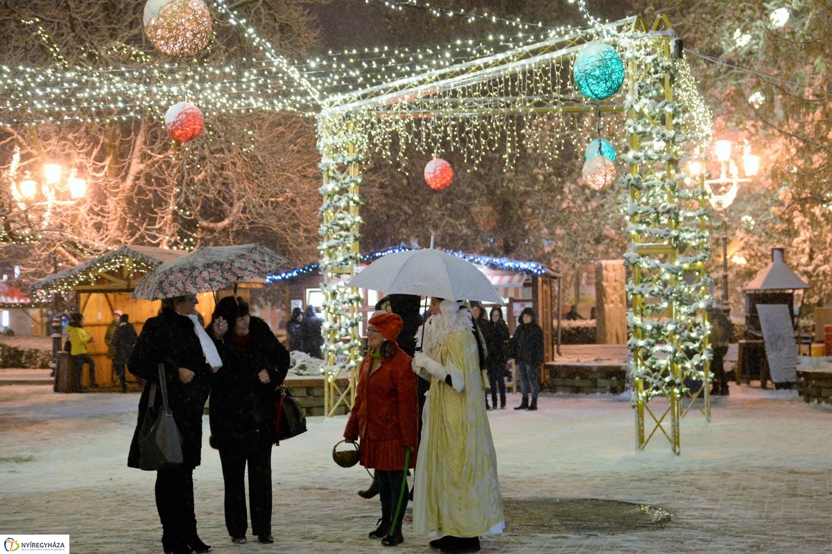 A hó is megérkezett! - fotó Trifonov Éva