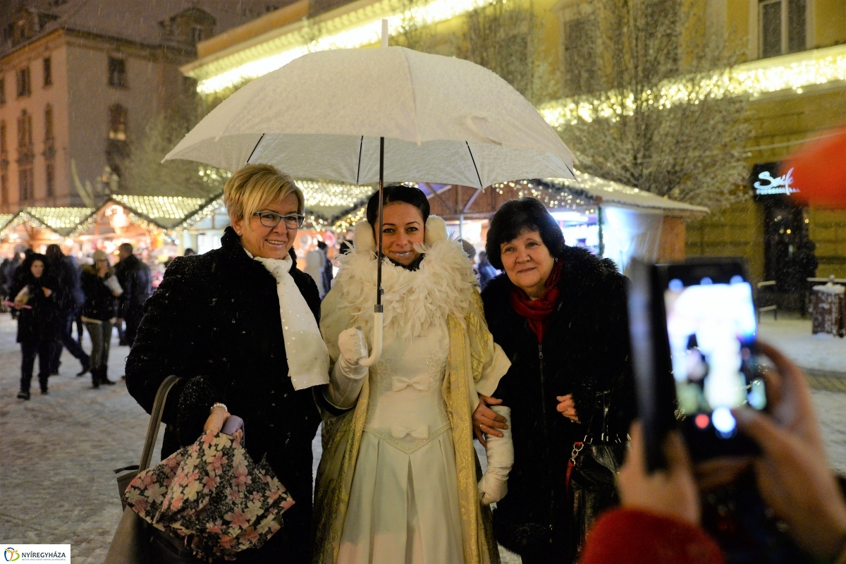 A hó is megérkezett! - fotó Trifonov Éva