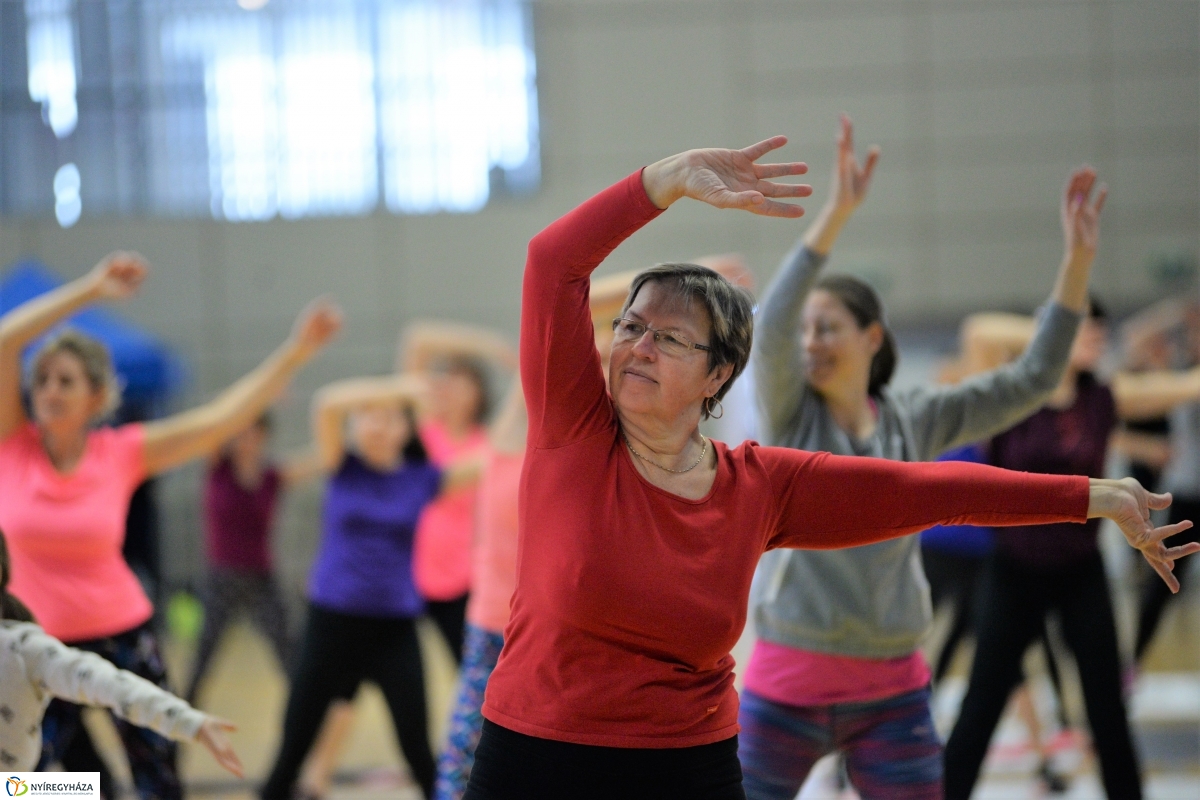 Fittkarácsony a Continental Arénában - fotó Trifonov Éva