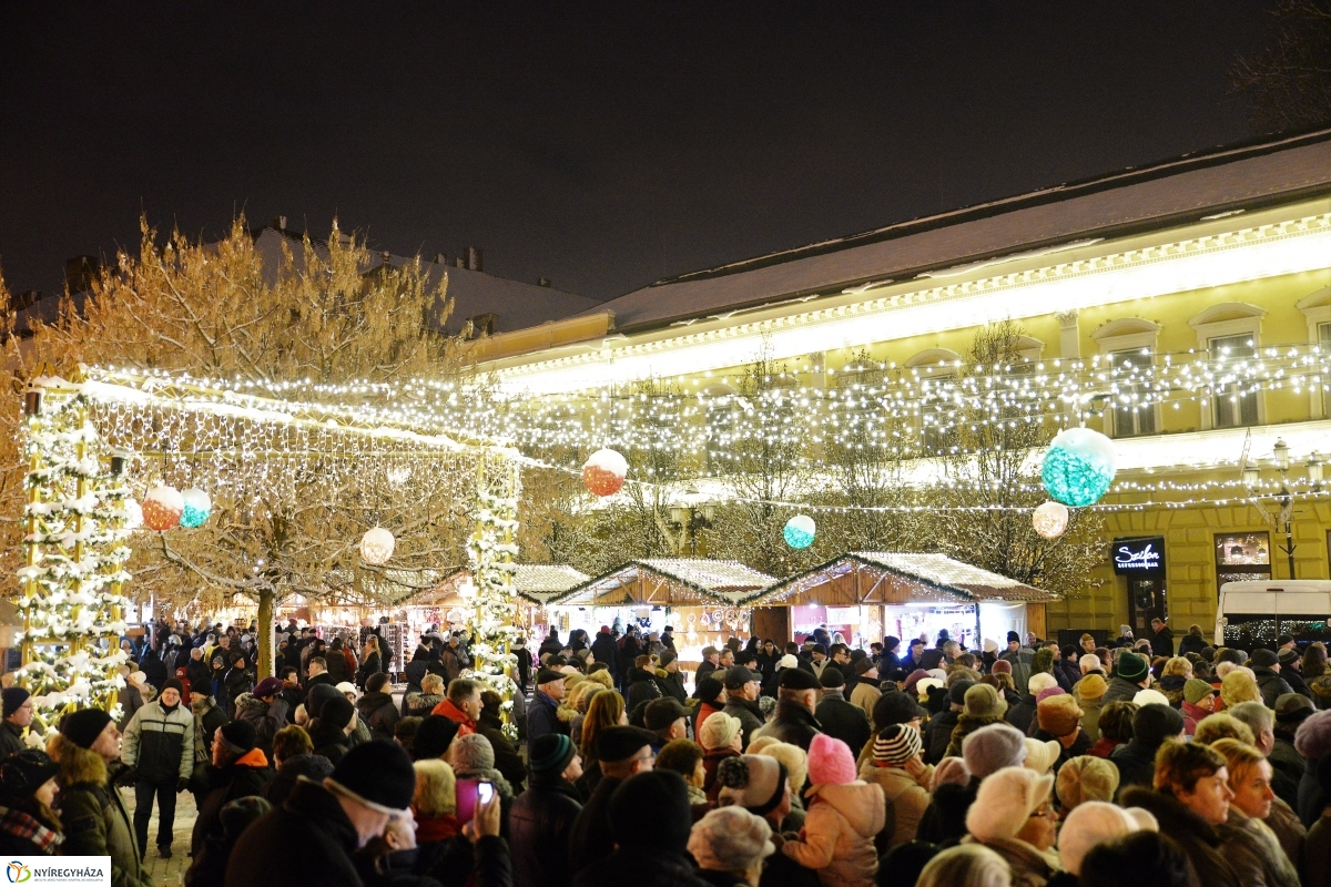 Advent harmadik gyertyája - fotó Trifonov Éva