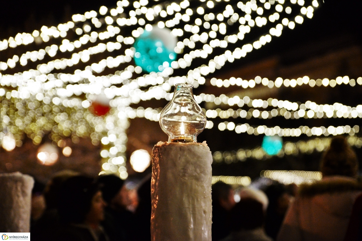 Advent harmadik gyertyája - fotó Trifonov Éva