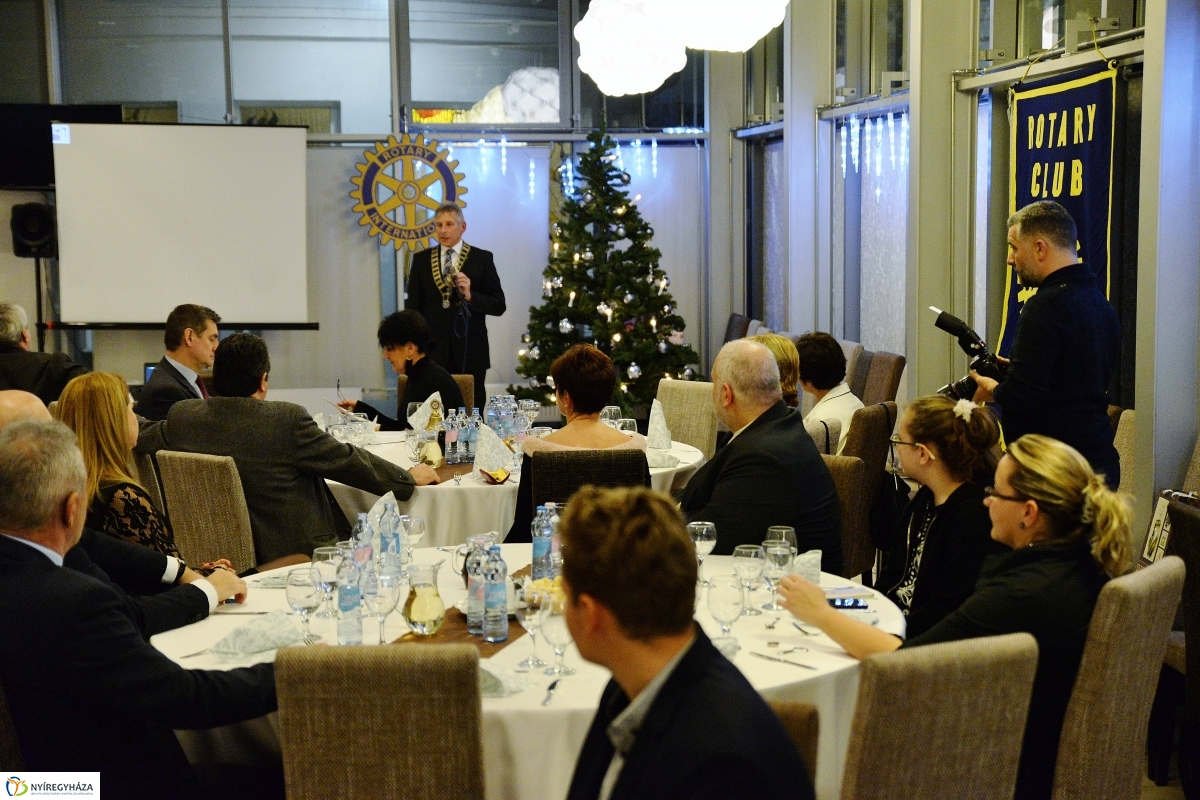 Rotary karácsony - fotó Trifonov Éva