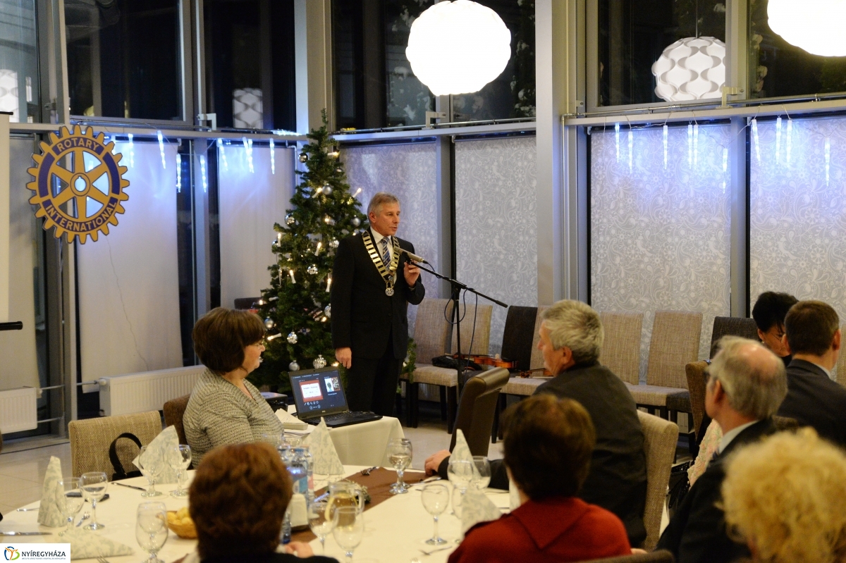 Rotary karácsony - fotó Trifonov Éva