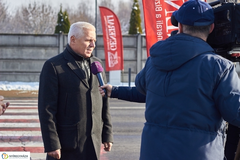Safecross okos zebra a Korányi utcán