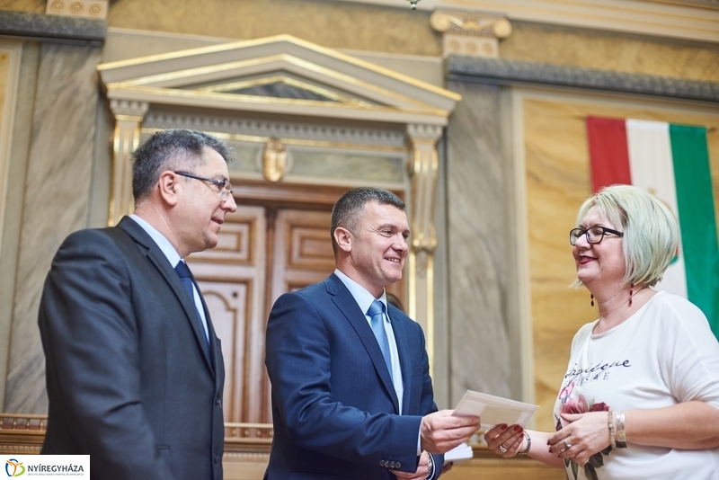 Támogatás rászoruló hallgatóknak 20181218