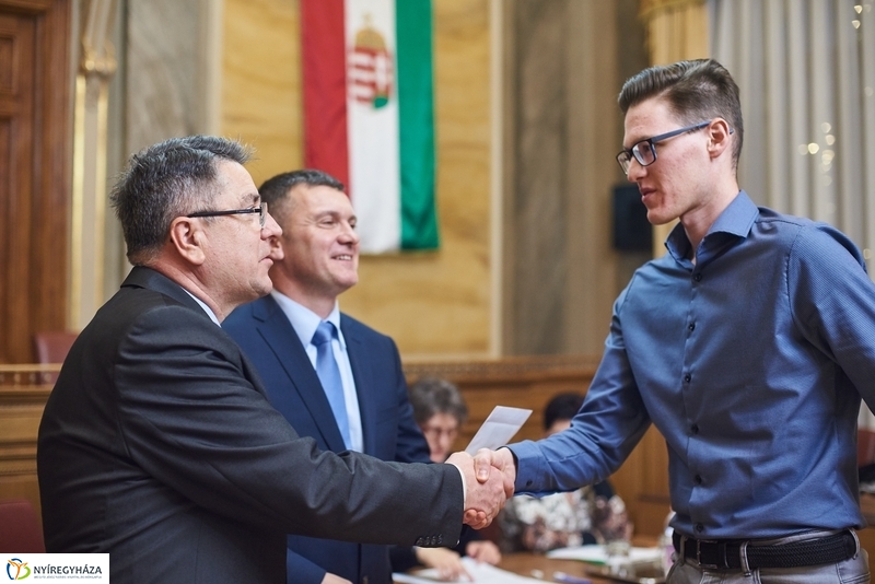 Támogatás rászoruló hallgatóknak 20181218