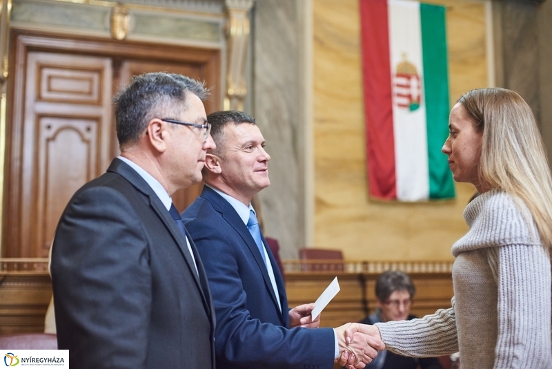 Támogatás rászoruló hallgatóknak 20181218