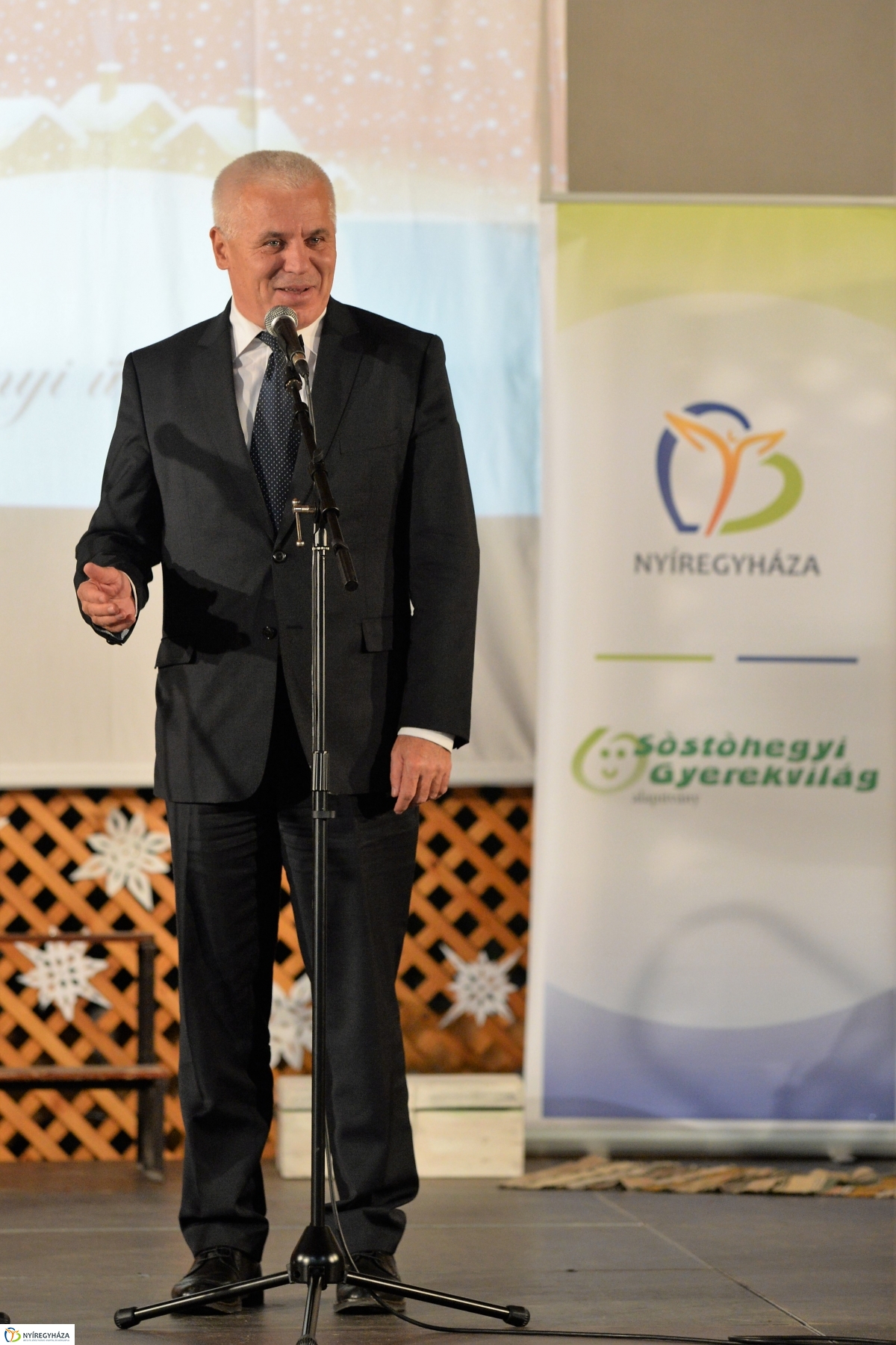 Generációk karácsonya Sóstóhegyen - fotó Trifonov Éva