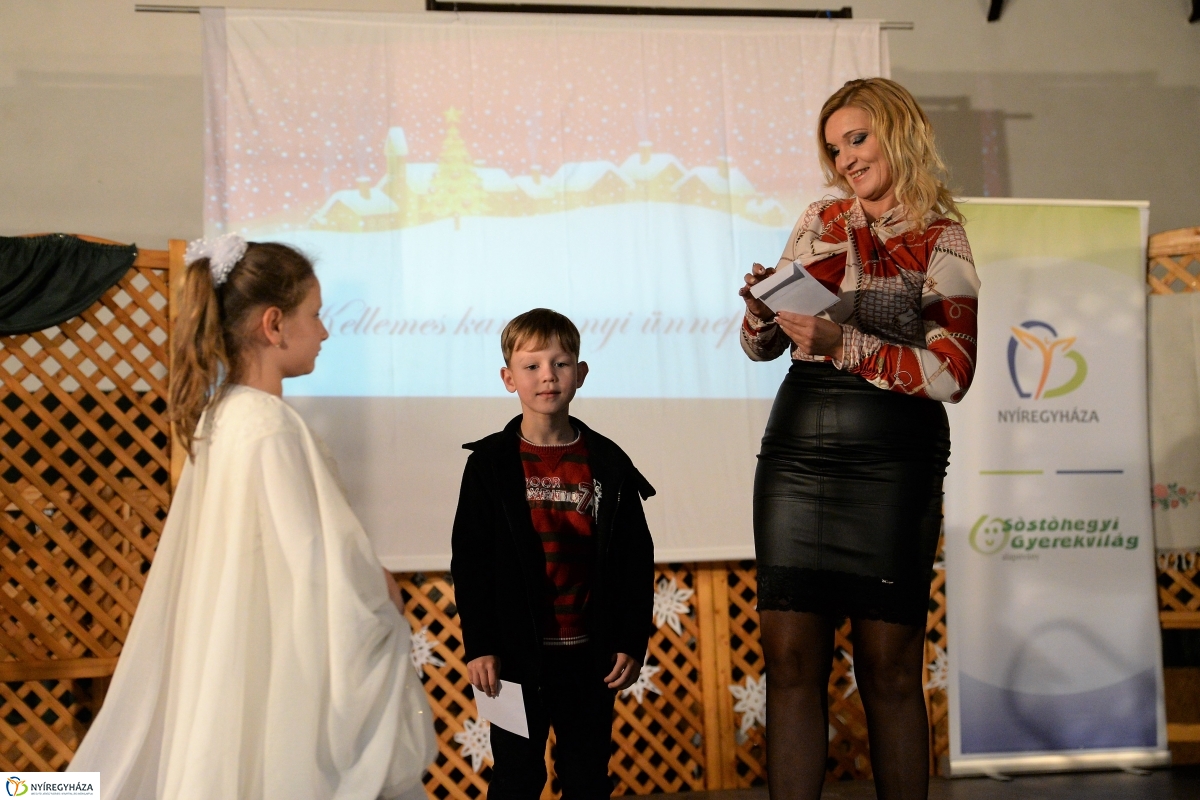 Generációk karácsonya Sóstóhegyen - fotó Trifonov Éva