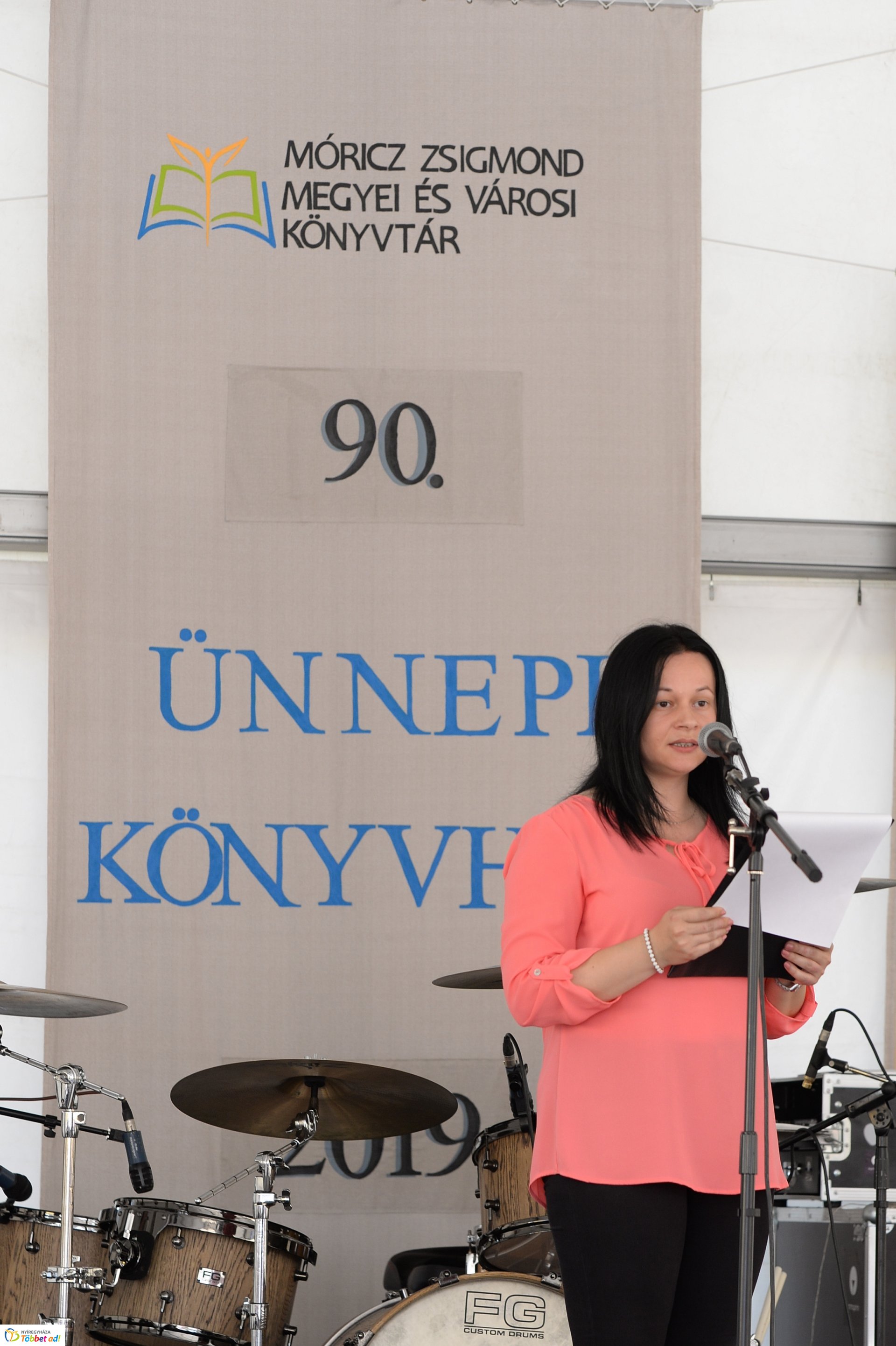 90. Ünnepi Könyvét megnyitó