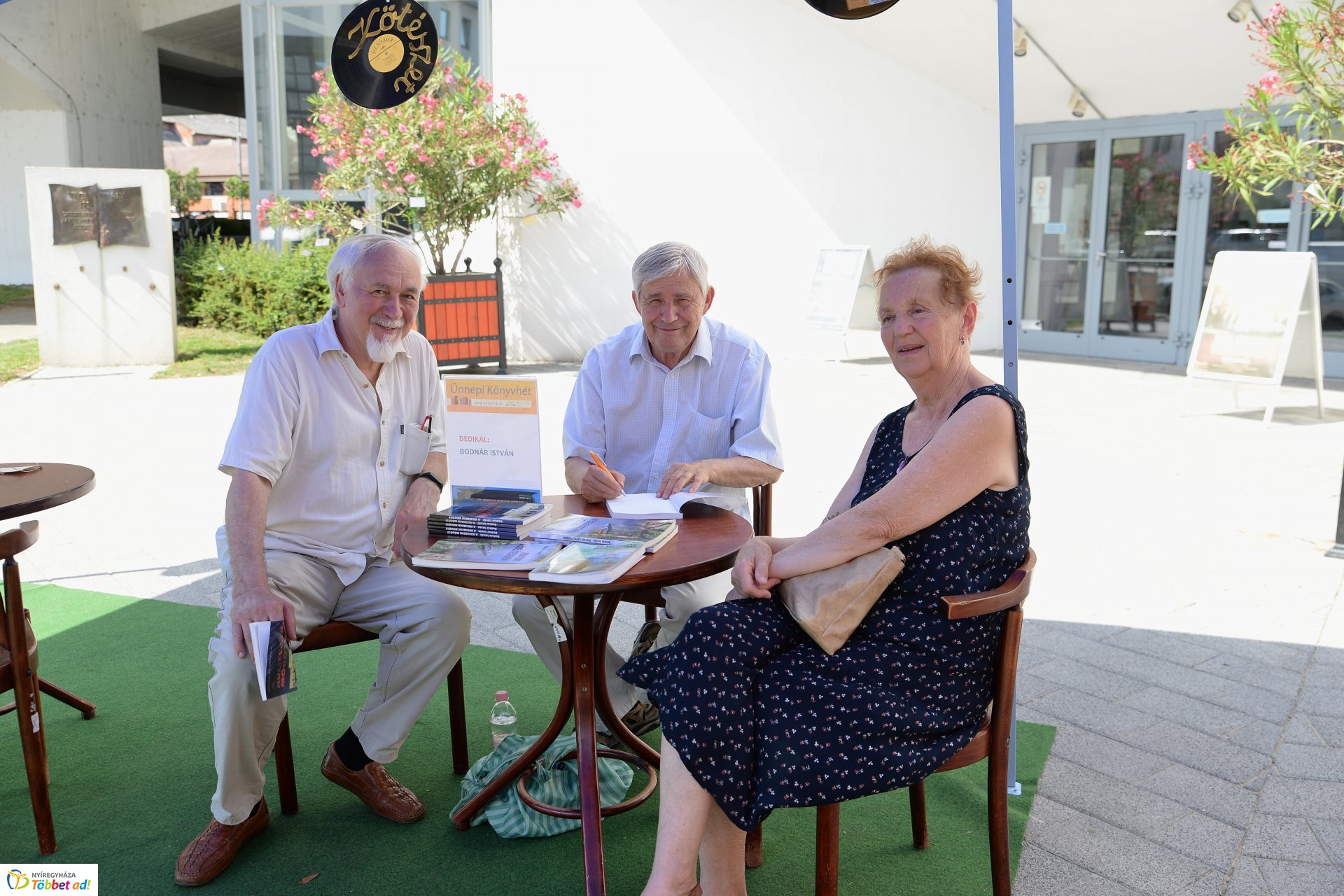 90. Ünnepi Könyvét megnyitó