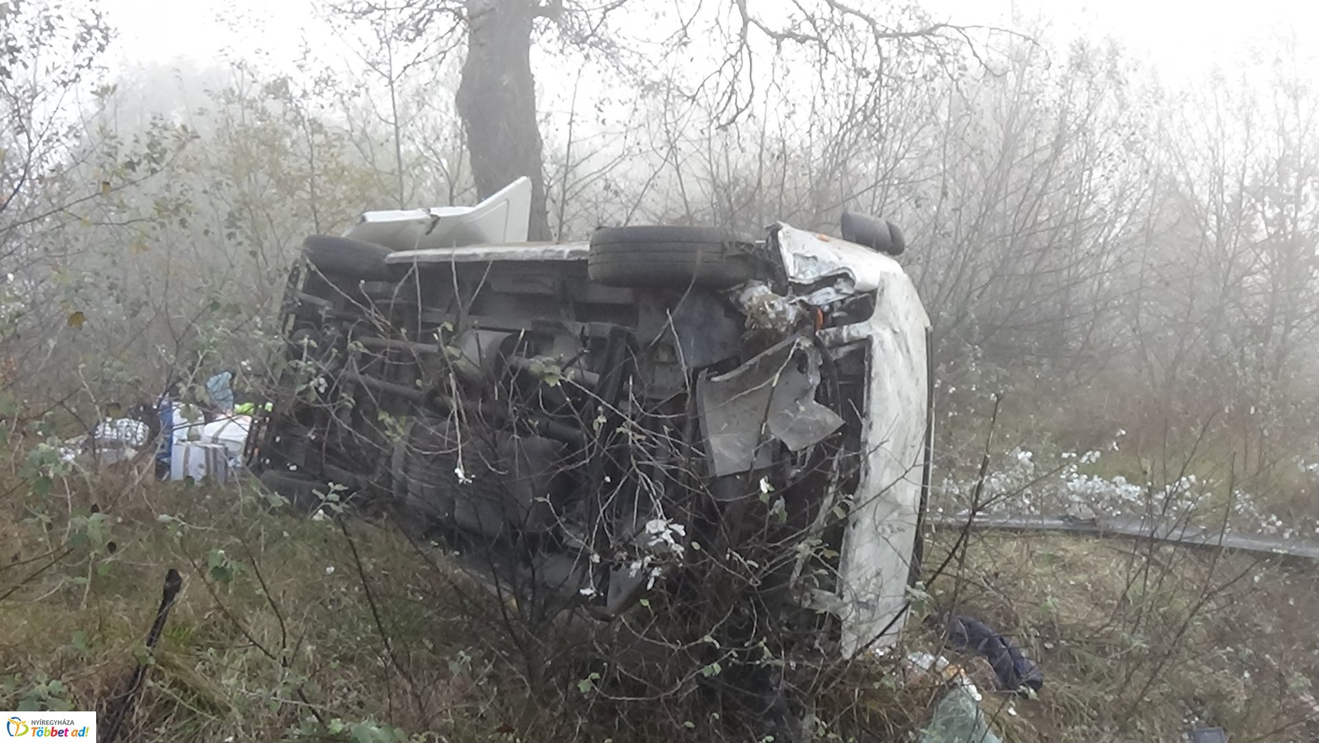 A 403-as körforgalmában történt baleset