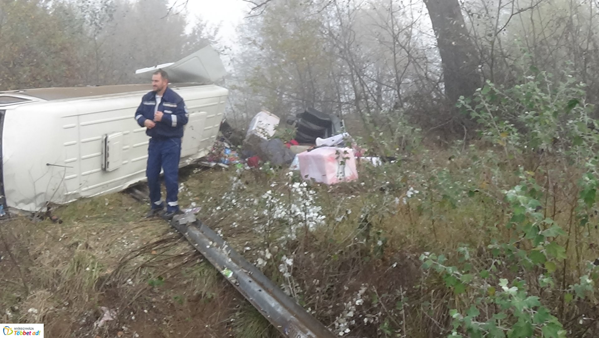 A 403-as körforgalmában történt baleset