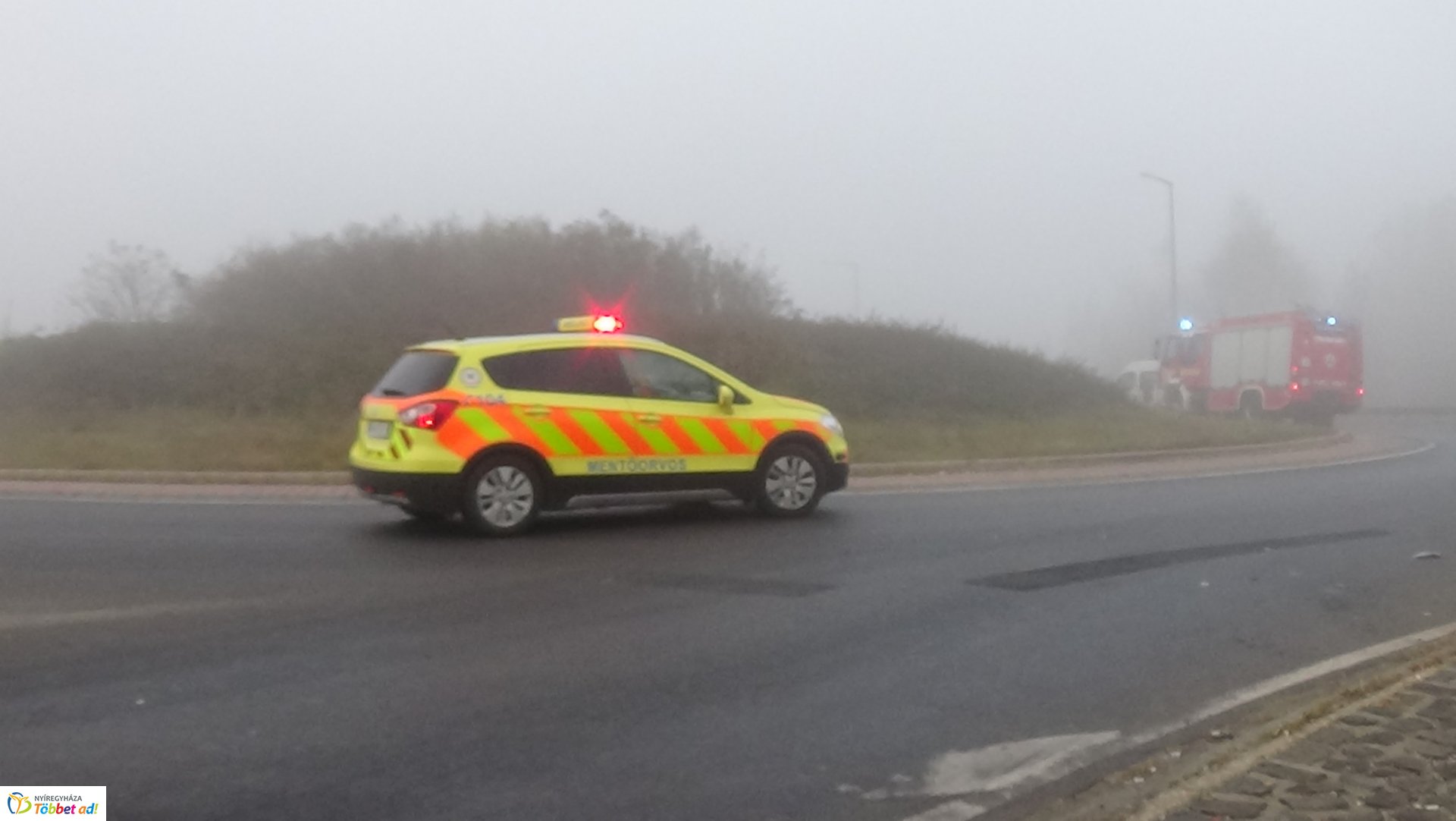 A 403-as körforgalmában történt baleset