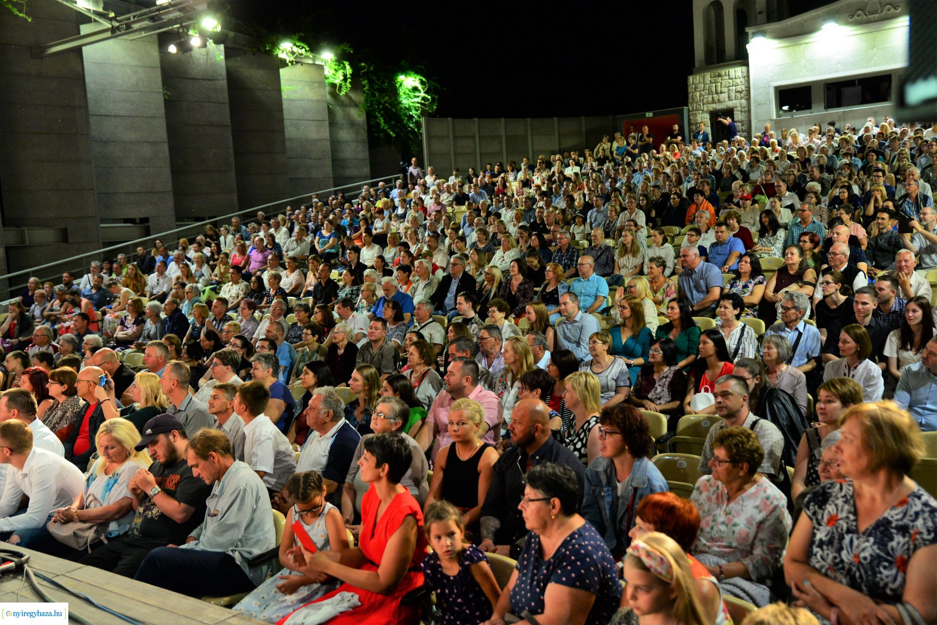 A 65 éves Szabolcs Néptáncegyüttes gálaműsora