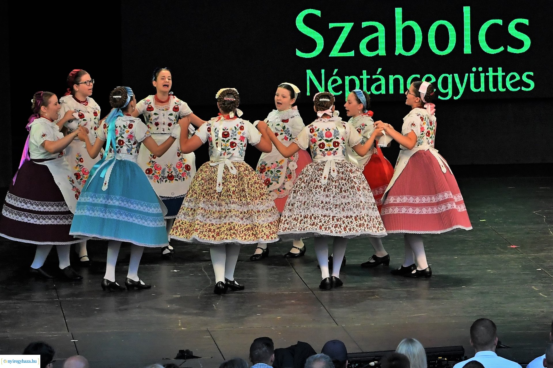 A 65 éves Szabolcs Néptáncegyüttes gálaműsora