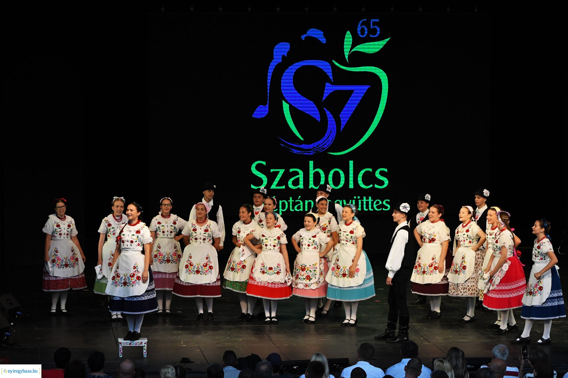 A 65 éves Szabolcs Néptáncegyüttes gálaműsora