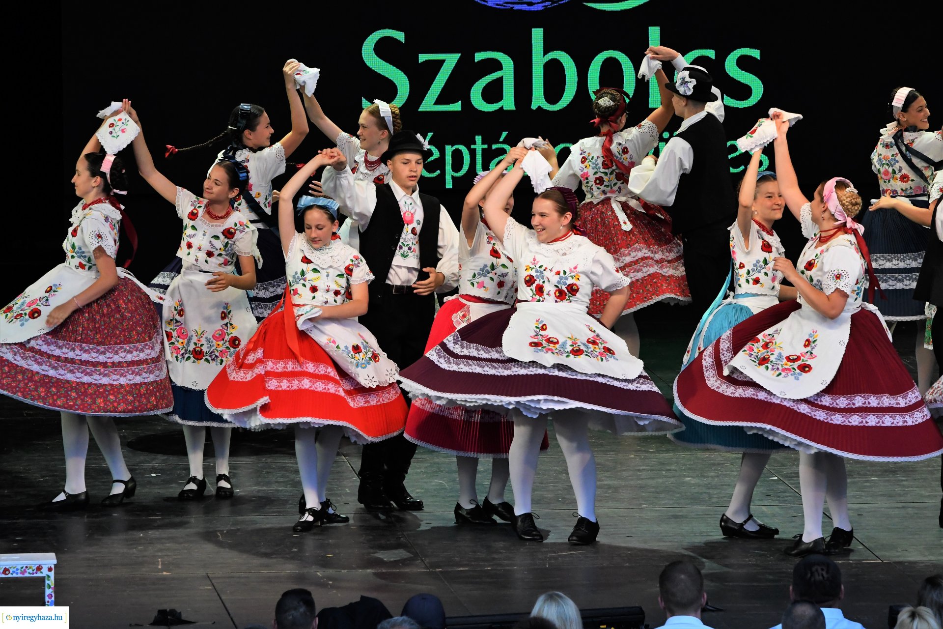 A 65 éves Szabolcs Néptáncegyüttes gálaműsora
