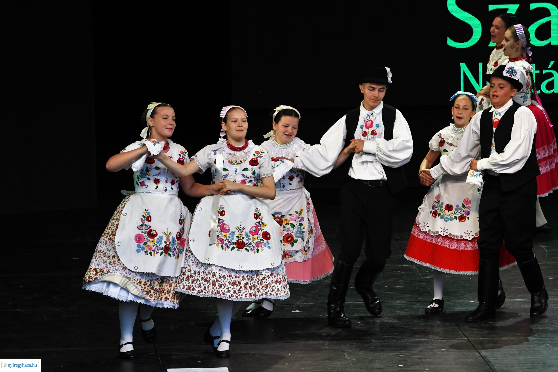A 65 éves Szabolcs Néptáncegyüttes gálaműsora