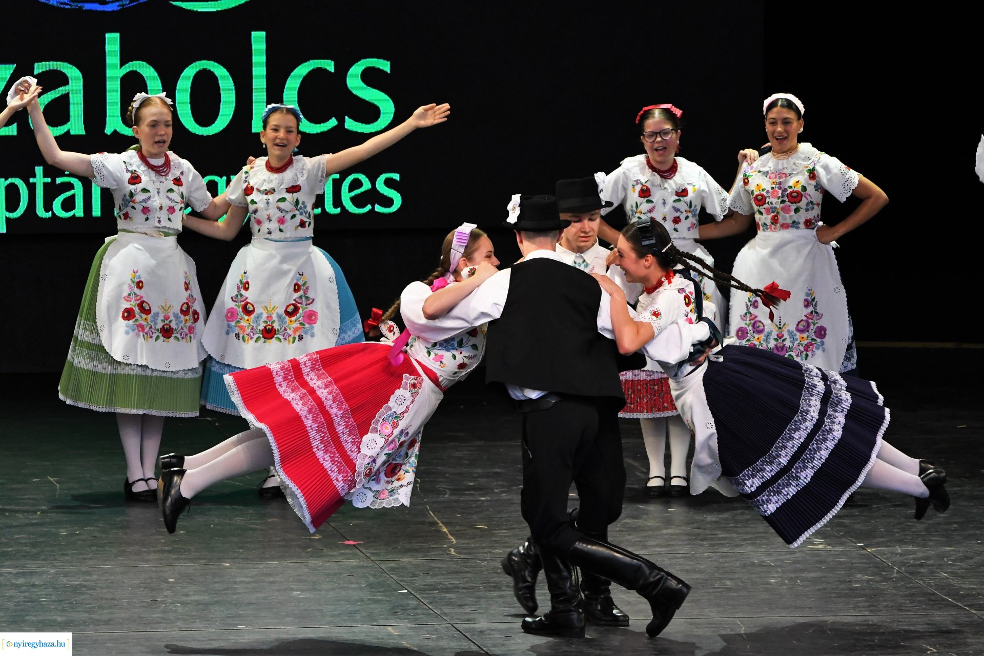 A 65 éves Szabolcs Néptáncegyüttes gálaműsora