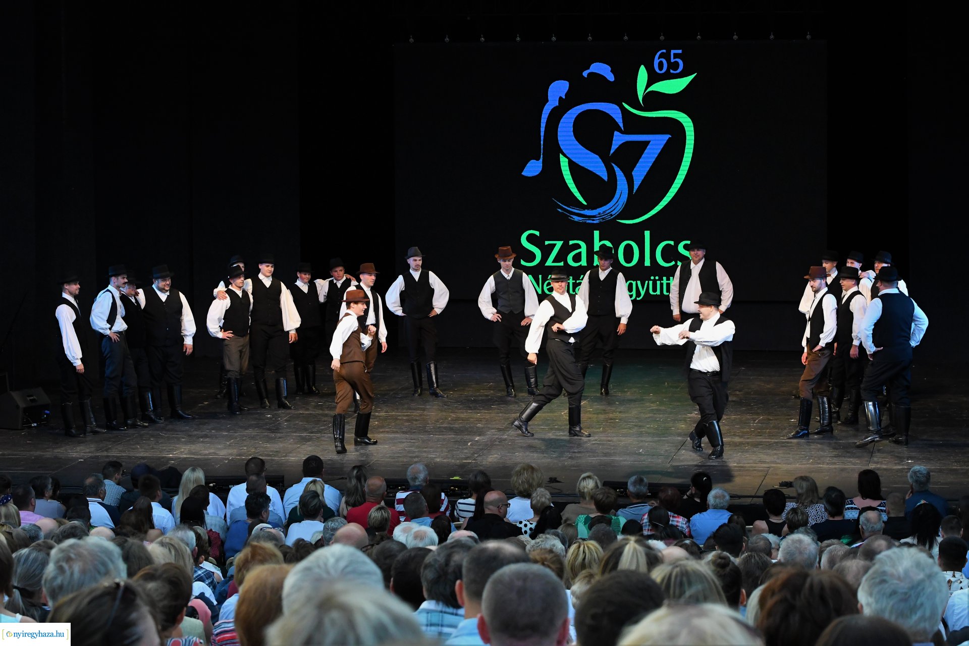 A 65 éves Szabolcs Néptáncegyüttes gálaműsora