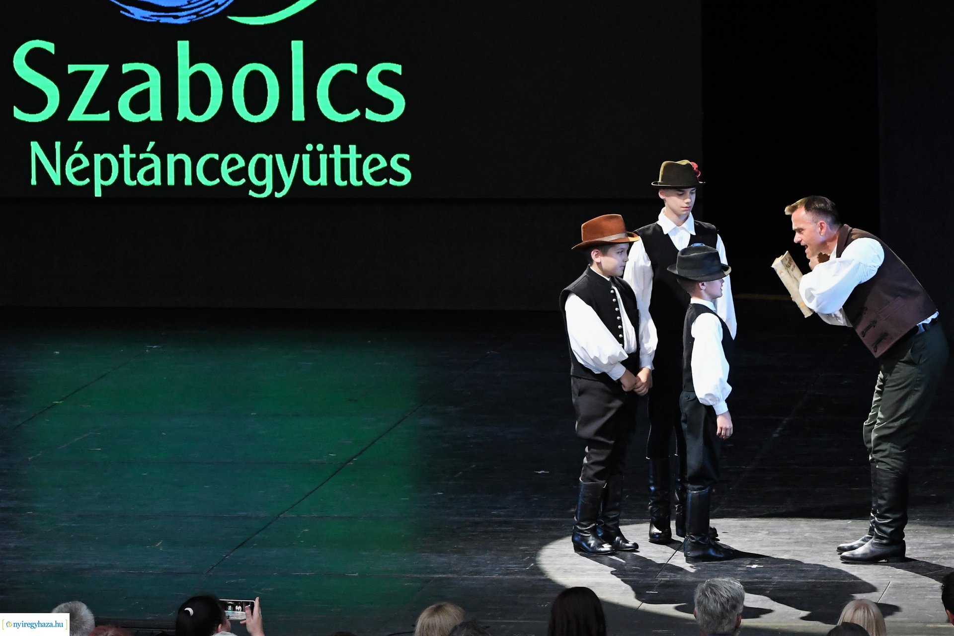 A 65 éves Szabolcs Néptáncegyüttes gálaműsora