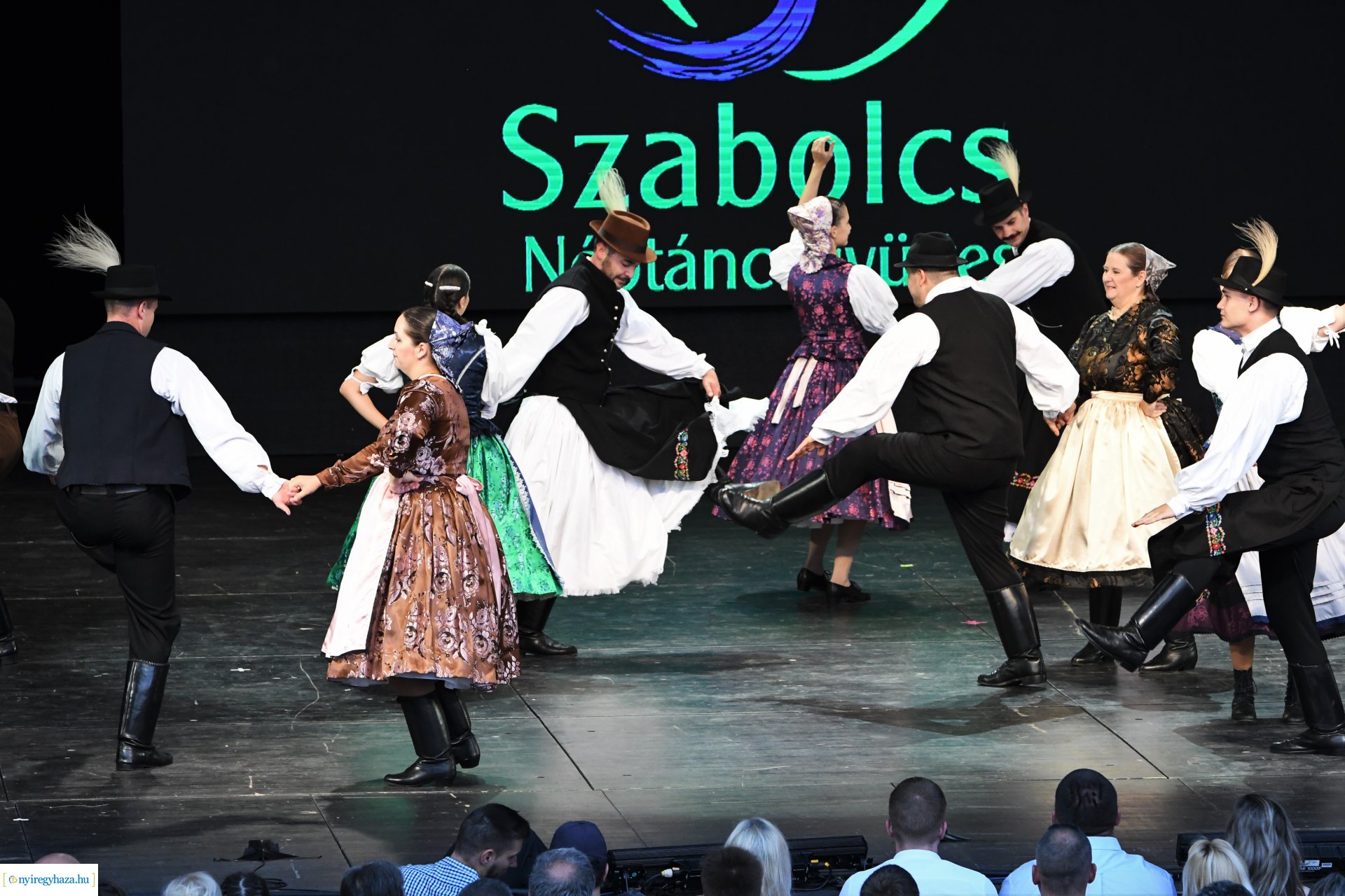 A 65 éves Szabolcs Néptáncegyüttes gálaműsora