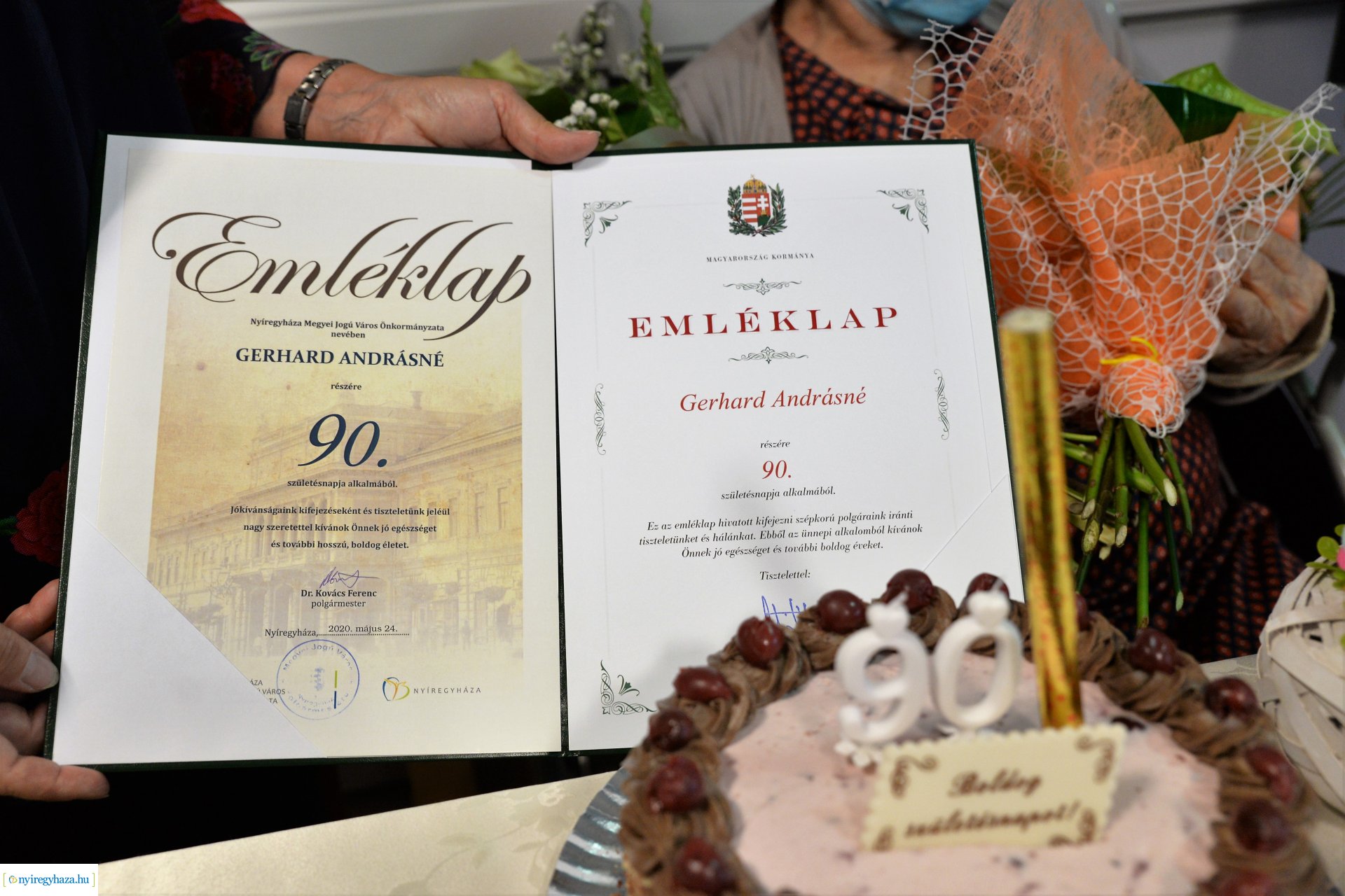 A 90 éves Gerhard Andrásné születésnapi köszöntése