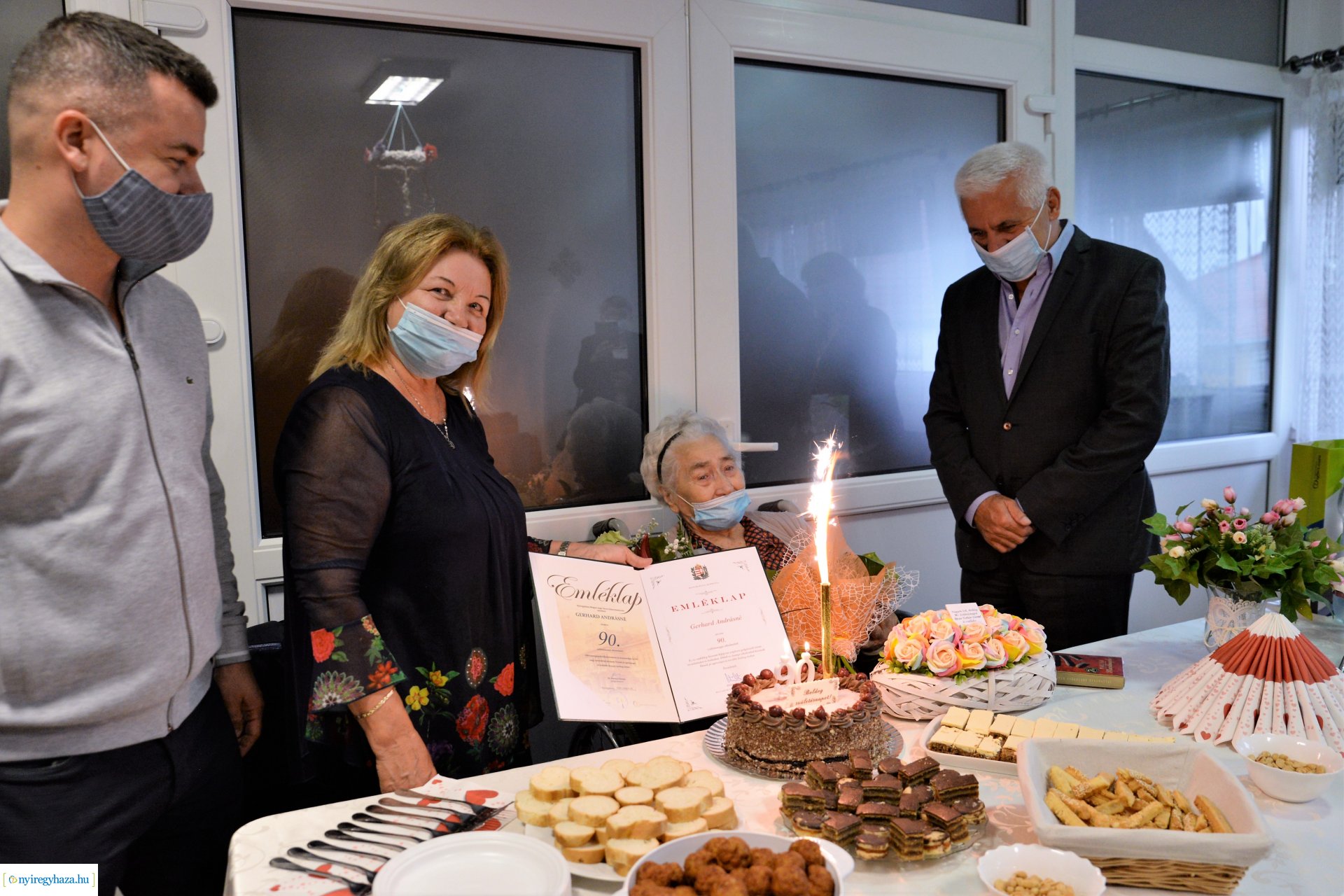A 90 éves Gerhard Andrásné születésnapi köszöntése
