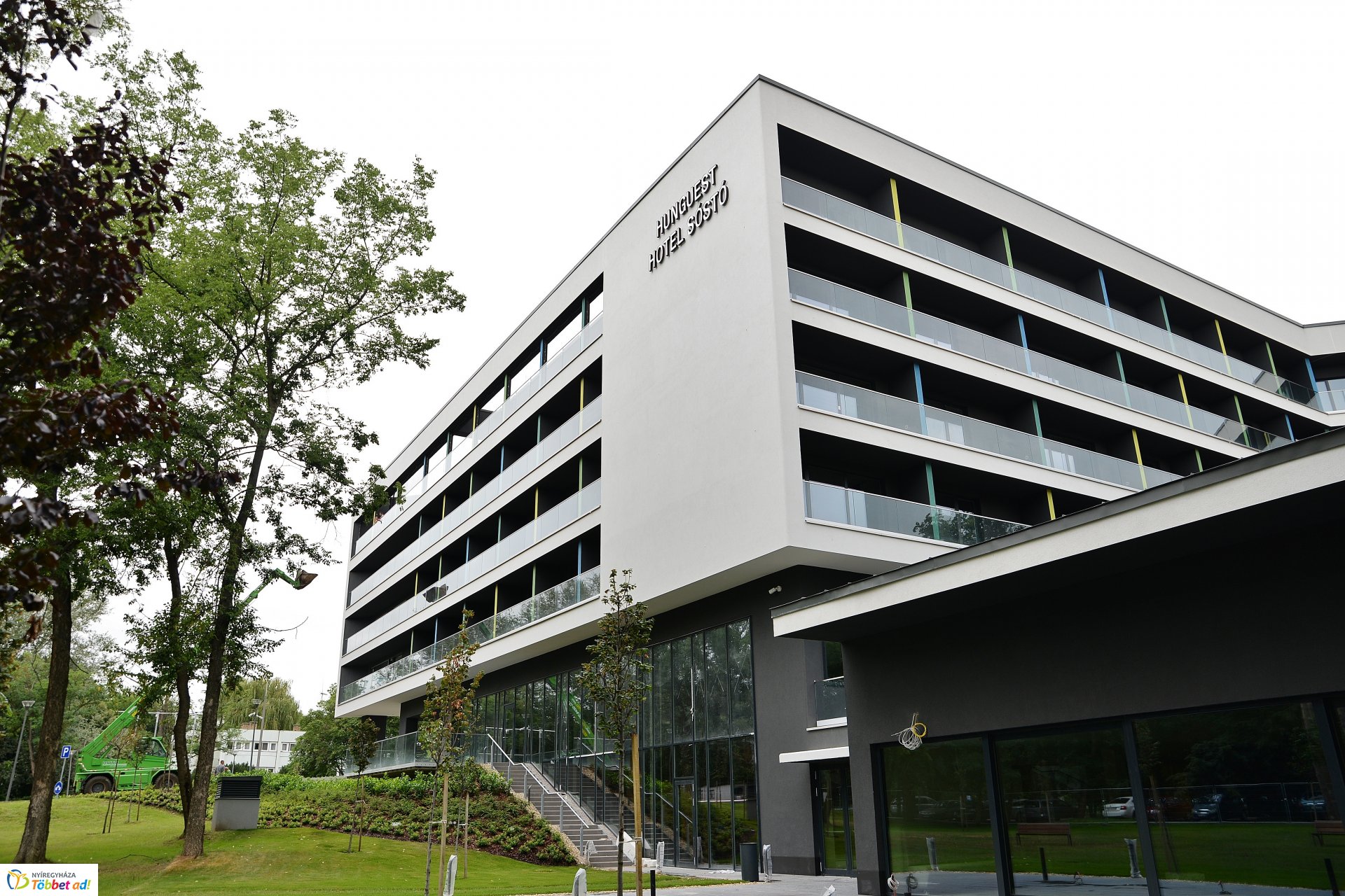 A beüzemelési időszak következik a négycsillagos sóstói szállodánál