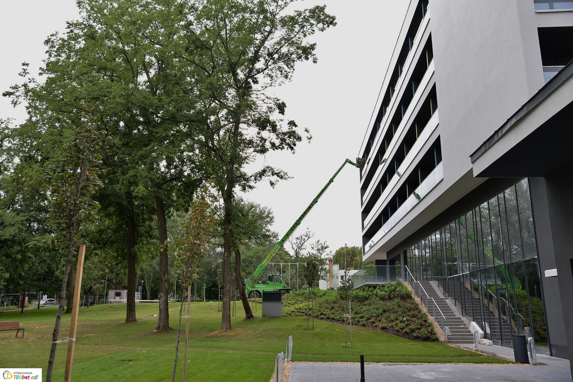 A beüzemelési időszak következik a négycsillagos sóstói szállodánál