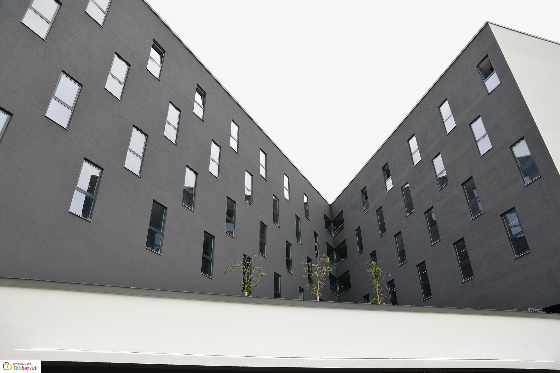 A beüzemelési időszak következik a négycsillagos sóstói szállodánál