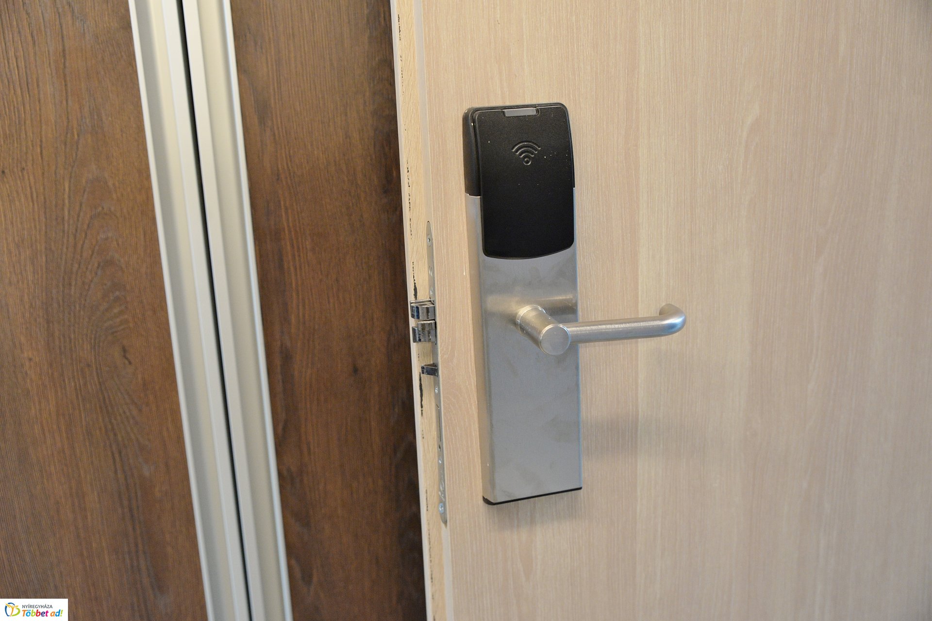 A beüzemelési időszak következik a négycsillagos sóstói szállodánál