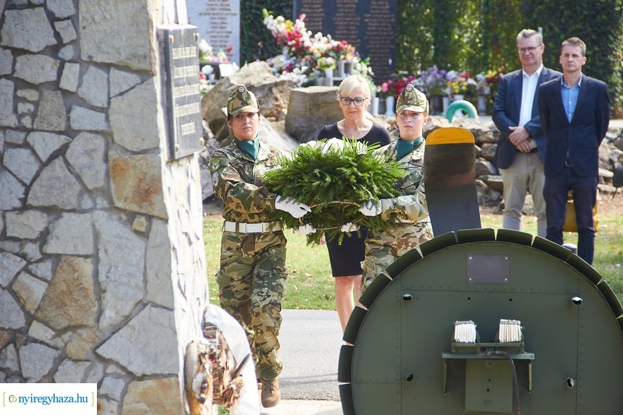 A bombázás áldozataira emlékeztek 2022