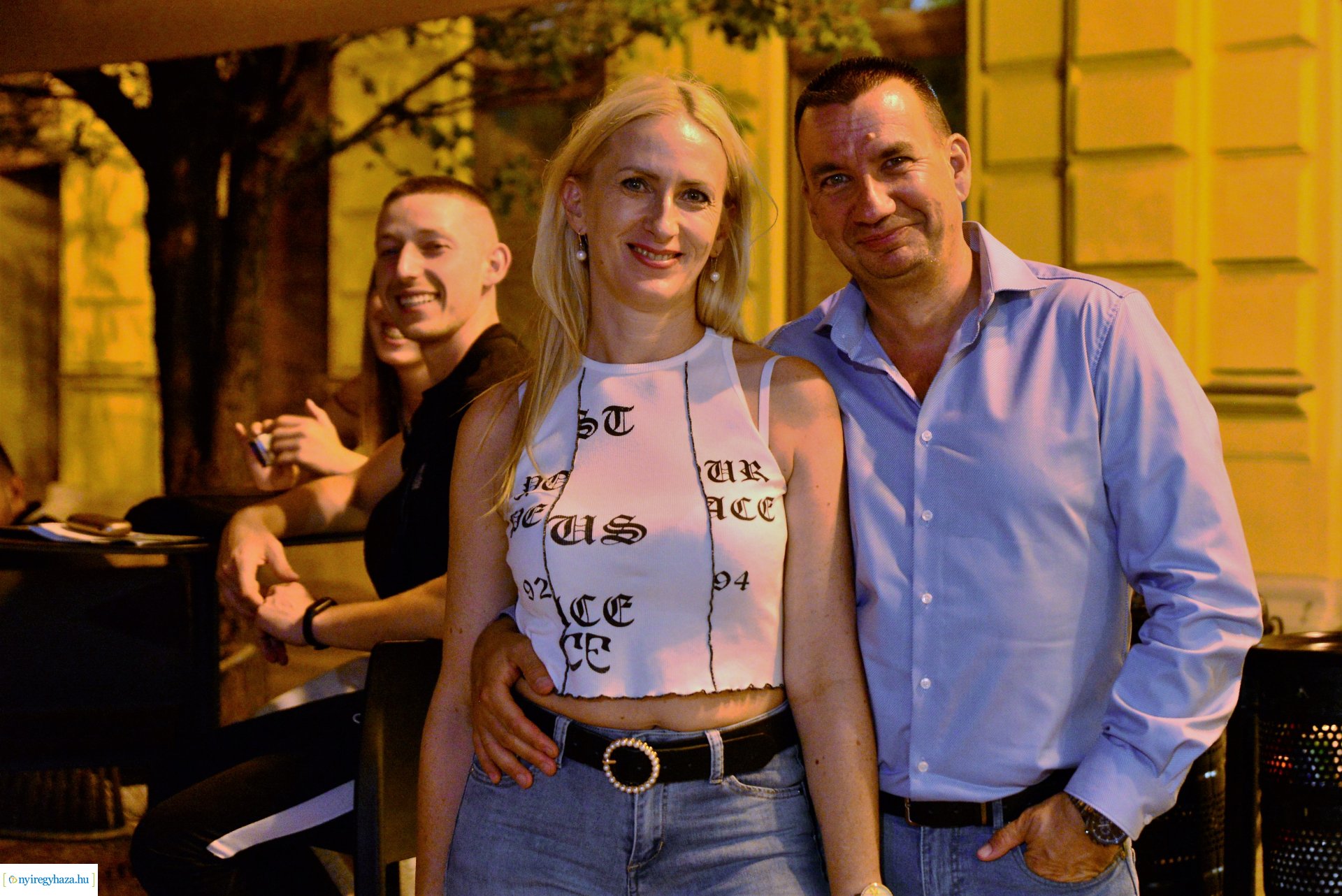 A Cantemus Nemzetközi Kórusfesztivál folklór estje a Kossuth téren