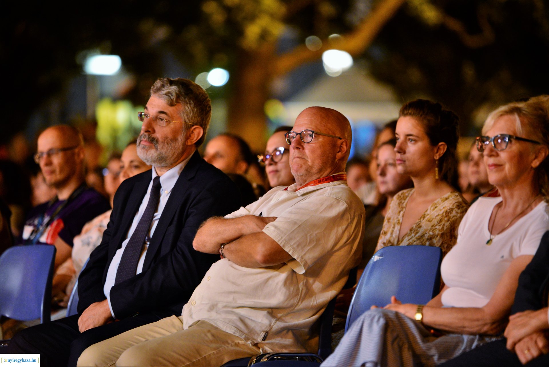 A Cantemus Nemzetközi Kórusfesztivál folklór estje a Kossuth téren