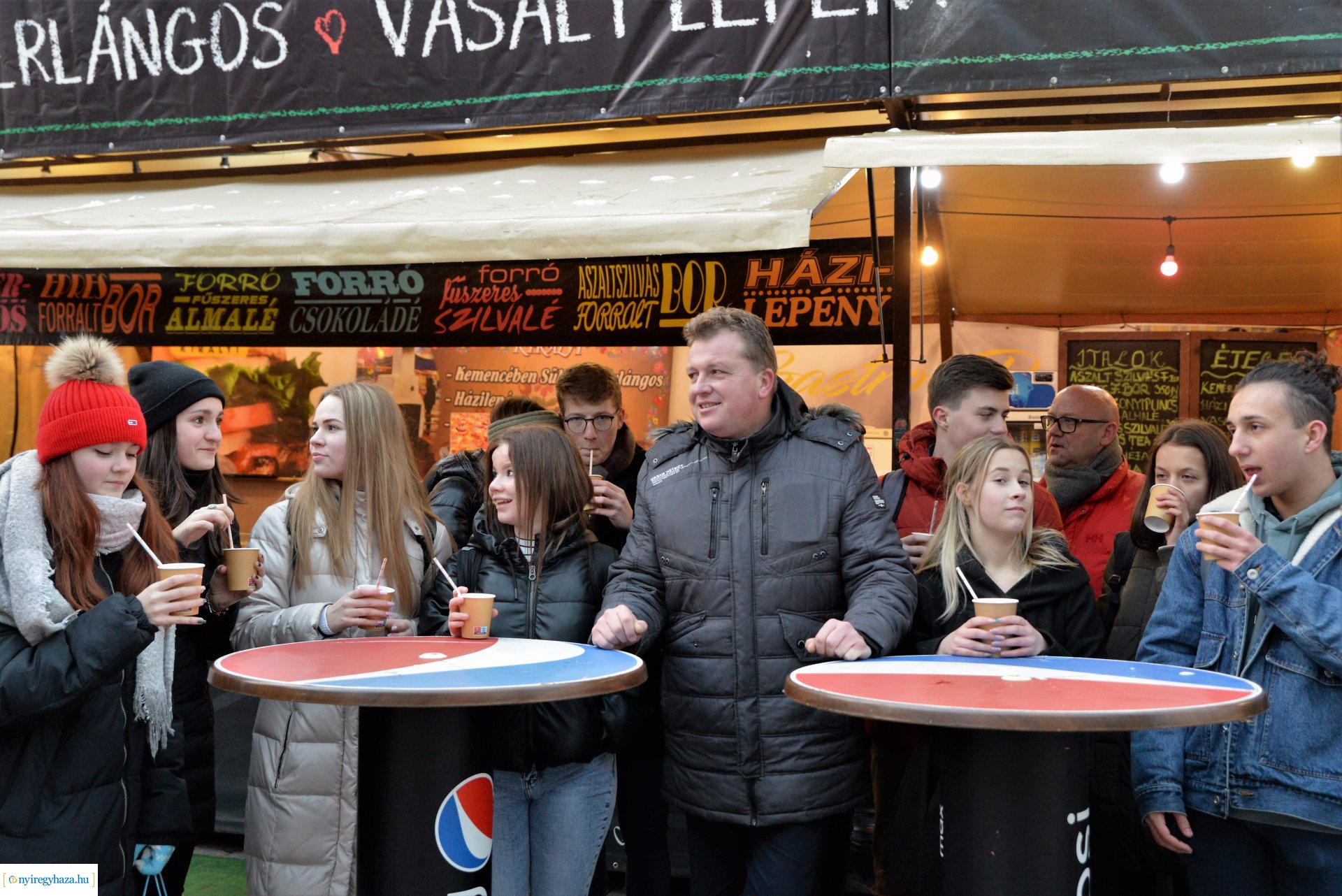 A Diák-polgármesteri Iroda elnökségét fogadta Dr. Ulrich Attila