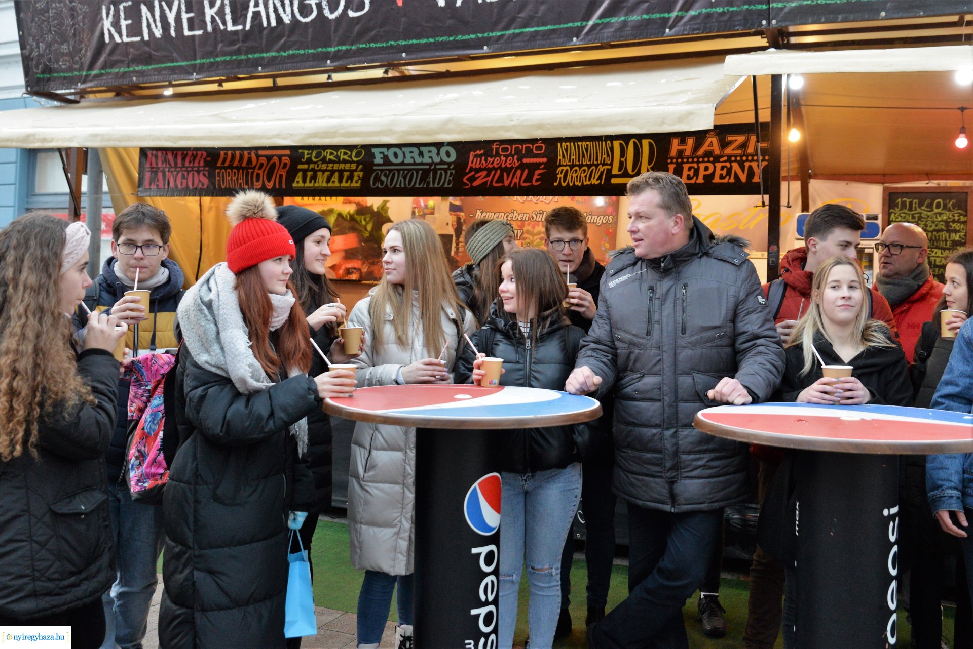 A Diák-polgármesteri Iroda elnökségét fogadta Dr. Ulrich Attila