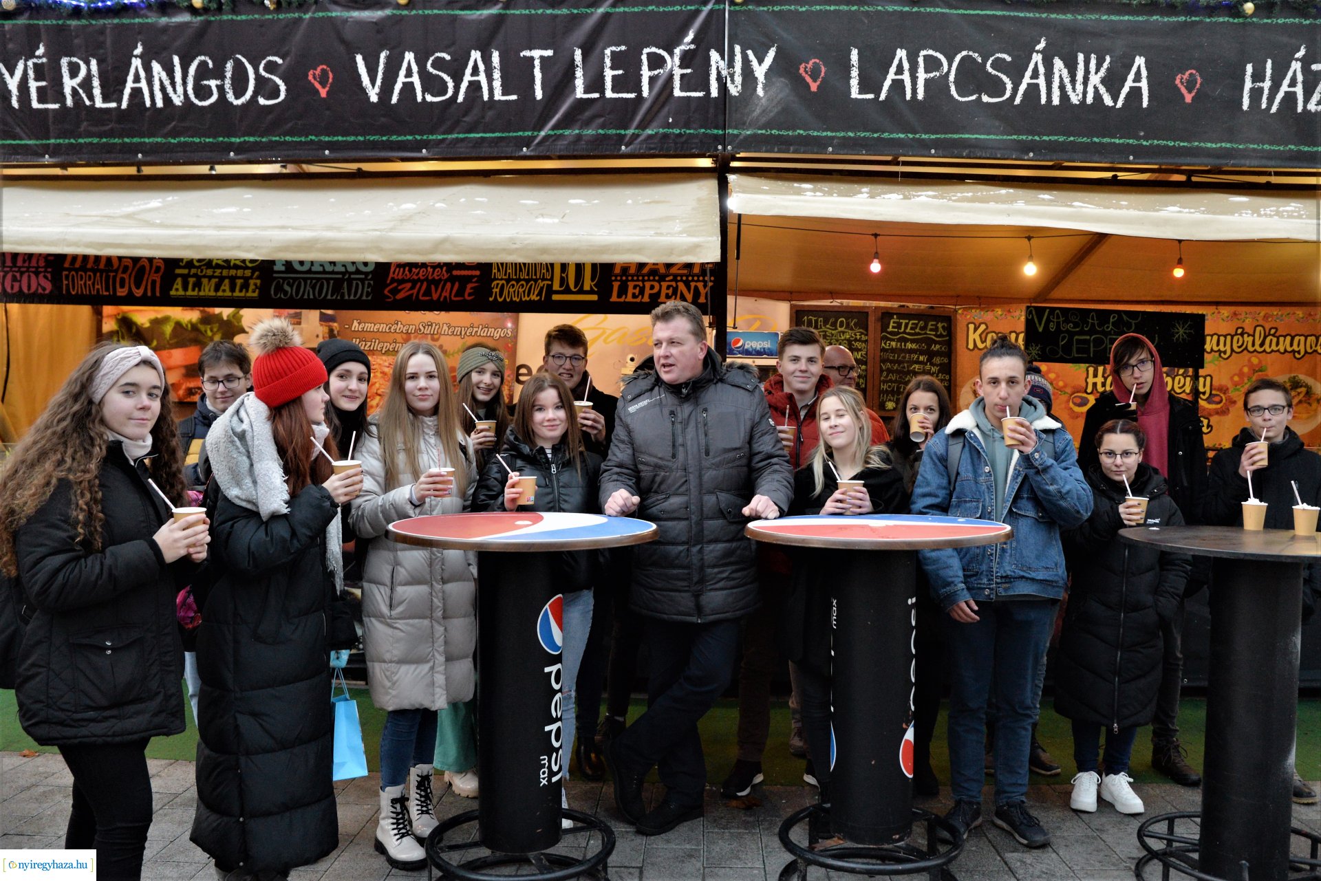 A Diák-polgármesteri Iroda elnökségét fogadta Dr. Ulrich Attila