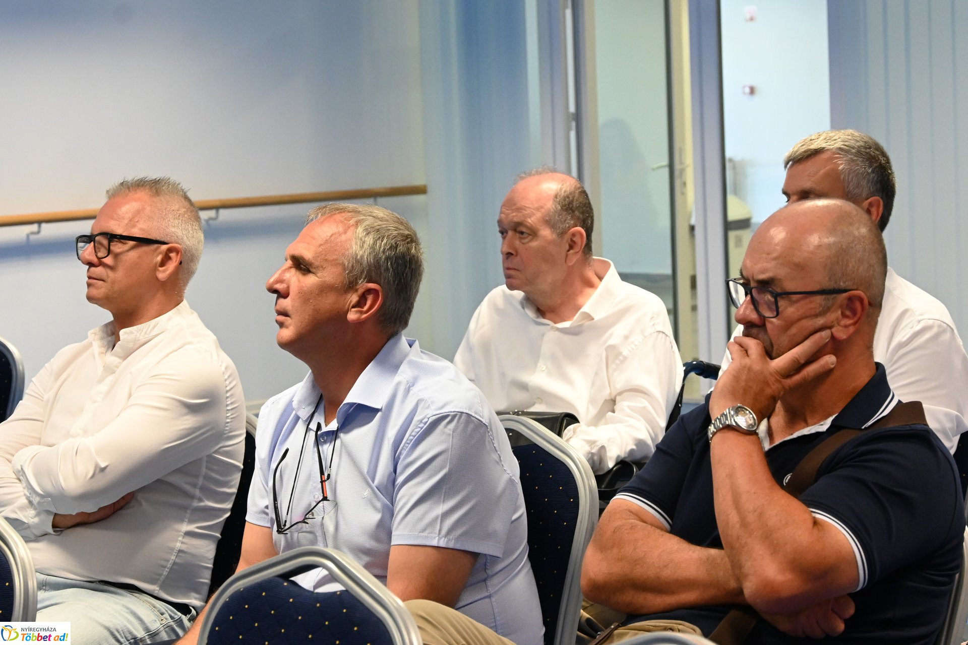 A fejlődés velünk van - gazdasági fórum a VMKK-ban